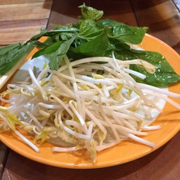 ก๋วยเตี๋ยวเรือเมย์ ท่าศาลา