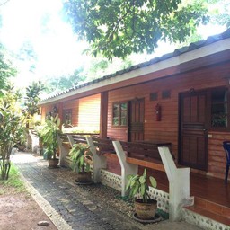 บ้านกรูดกรีนวิว