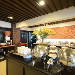 โรงแรมเดอะเฮอริเทจศรีนครินทร์
