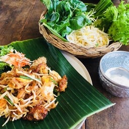 ผัดไทอิงธารา