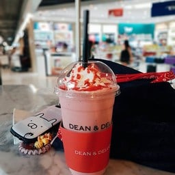 DEAN & DELUCA สนามบินสุวรรณภูมิ AIRPORT - CONCOURSE D