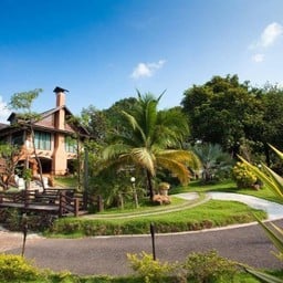 Nakhaburi Hotel & Resort