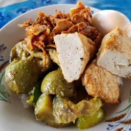 อ้อยข้าวแกง