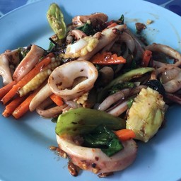 ยอดดอยอิ่มอร่อย