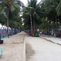 Bangsaen Beach