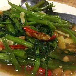 ผัดผักบุ้ง