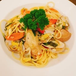 The Orchard Restaurant รามคำแหง 42