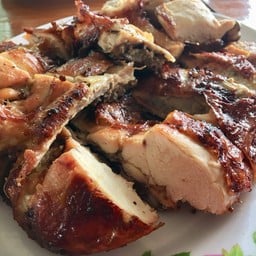 ไก่ย่างวิเชียร เจ๊นันท์