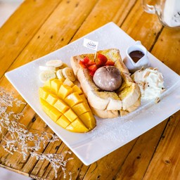 Sweet Dessert Cafe By Chakunta