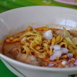 ก๋วยเตี๋ยวแม่นิด เทพเสเด็จ