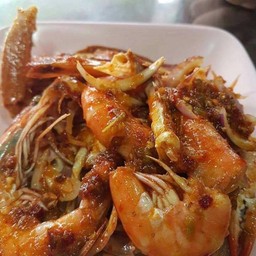 ยำทะลเดือด *ต้องการ กุ้ง แบบแกะรบกวนแจ้ง ด้วยนะครับ