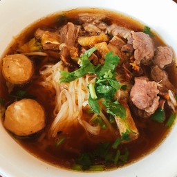 ก๋วยเตี๋ยวพริกเผ็ด