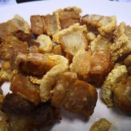 หมูกรอบทอด