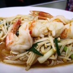 ผัดเห็ดเข็มทองกุ้งสด