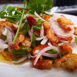 ยำกุ้งแห้ง