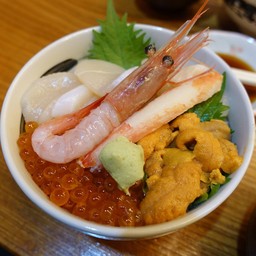 鮨処 はこだて (Sushi Dokoro Hakodate)