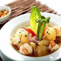 ยำส้มโอกุ้งสด