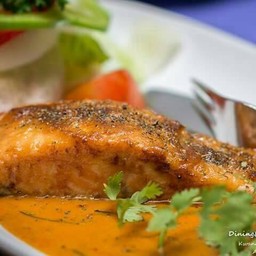 ฉู่ฉี่แซลมอน