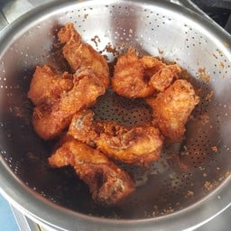 กะยา ข้าวหมกไก่