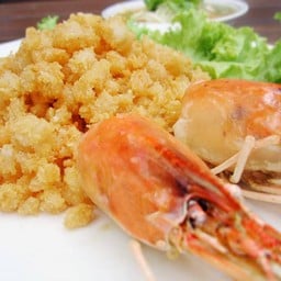 ยำกุ้งฟู