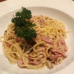 Bebek Bengil (Dirty Duck Diner)