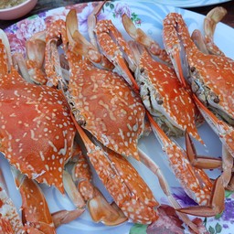 ปูสดมากกกกกกกกกกกกกกกกกกกก เนื้อหวาน เนื้อแน่น กรอบ น้ำจิ้มซีฟู้ดพอใช้ได้ ไม่หอม