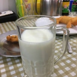 นมสดร้อน milk