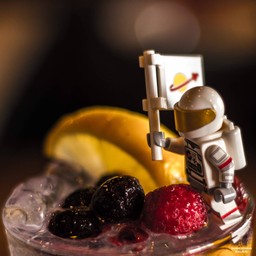 เครื่องหนักจัดเต็ม พนักงานบริกาดี อุส่าล้างlegoมห้หลังถ่ายด้วย😂