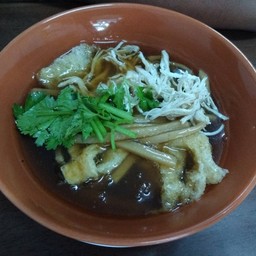 ปั้นจีบ ติ่มซำนึ่งสด