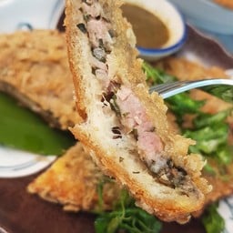 ข้างใน กรอบนอกเข้มข้นข้างใน 