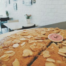 ร้านแซ่บหัวมุม