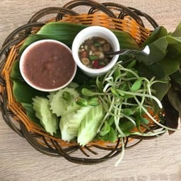 ข้าวแกงครัวแหลมโพธิ์ ปตท. ลพบุรีราเมศวร์