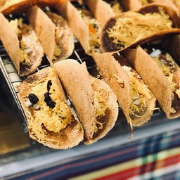 ขนมเบื้องสร้อยฟ้าศรีมาลา