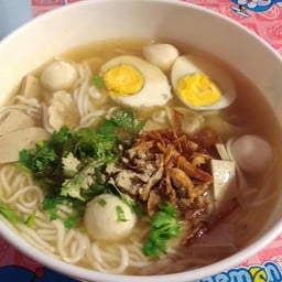 ฮ่องเต้ ก๋วยจั๊บญวน