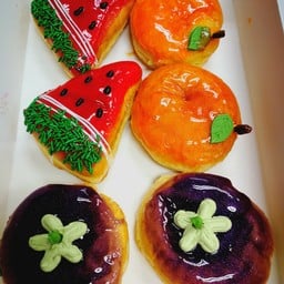 Mister Donut แหลมทองบางแสน ชั้น 1