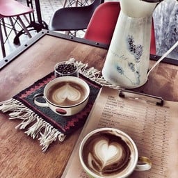 1986 cafe