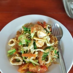 เจ๊นาผัดไทยกุ้งสด