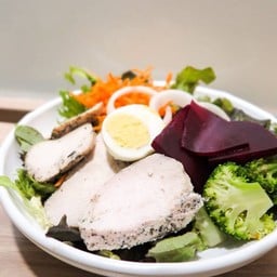 สลัดอกไก่ ไซส M (99THB)