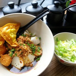 เกาเหลาแห้ง ลูกชิ้นปลา