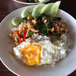 ก๋วยเตี๋ยว-แกงใต้