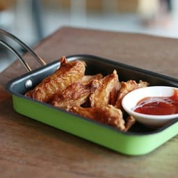 ปีกไก่ทอดเกลือ