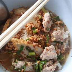 ก๋วยเตี๋ยวดู๋ดี๋