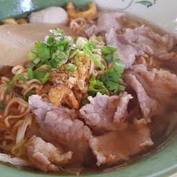 ก๋วยเตี๋ยวหมู ตรงข้ามบัวทองแฟกทอรี2