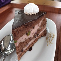 Konyali Cafe&restuarant