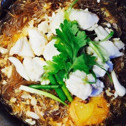 เนื้อปูอบวุ้นเส้น