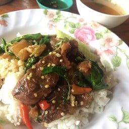 พี่แขก บ้านกร่าง