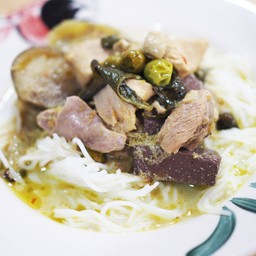 ขนมจีนแกงเขียวหวานไก่