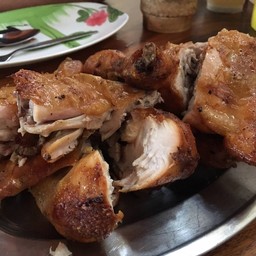 รสชาติเค็มนิดๆ ไม่แห้งไป ย่างกำลังกิน