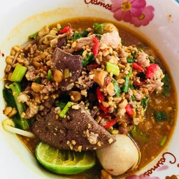 ก๋วยเตี๋ยวต้มยำ วัดช้าง