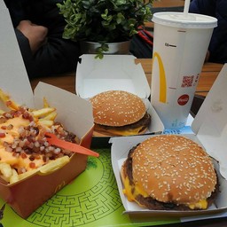 Mcdonald's Zurich Hauptbahnhof switzerland